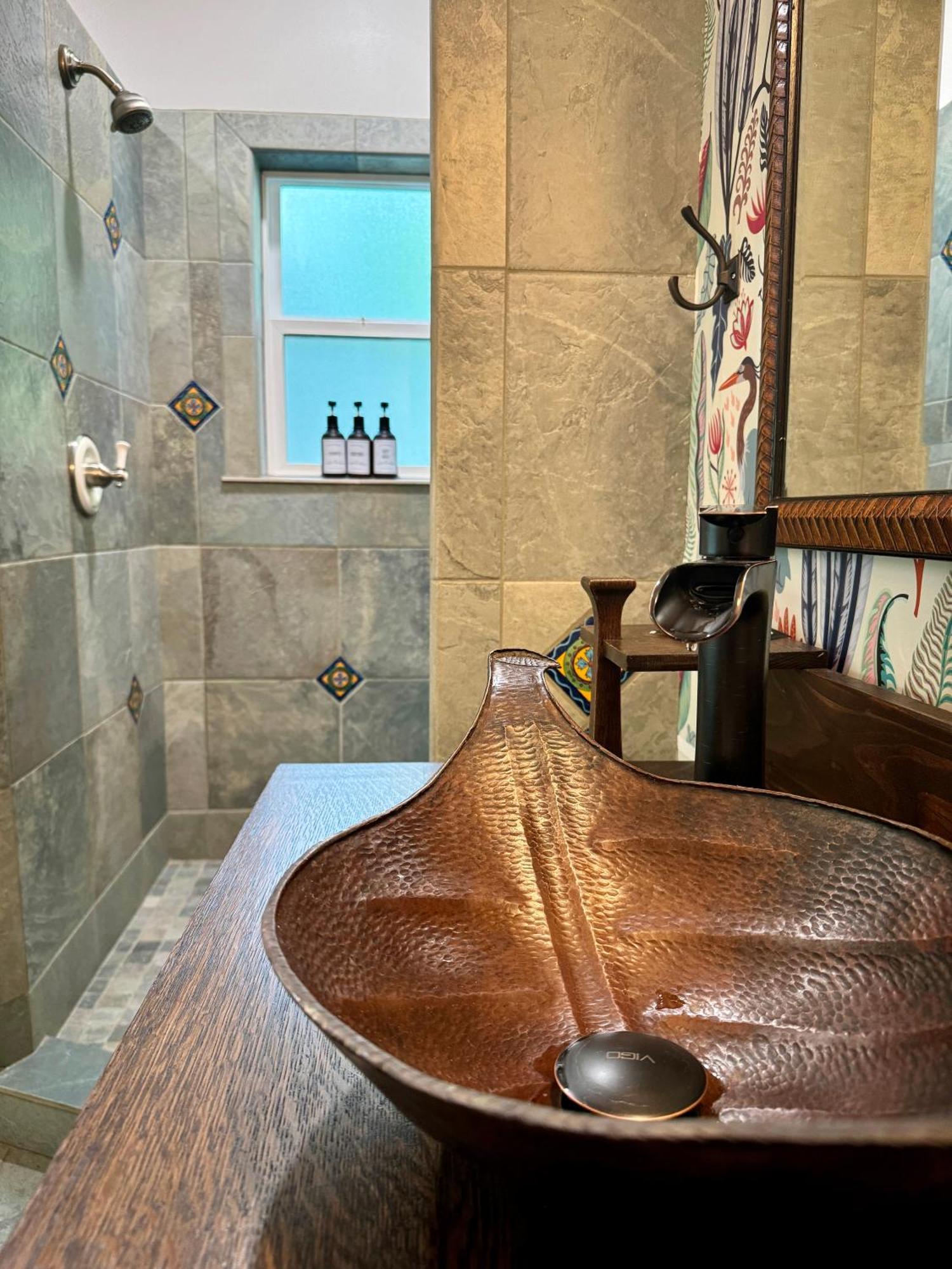Swank Boutique Suites Ashland Exteriör bild